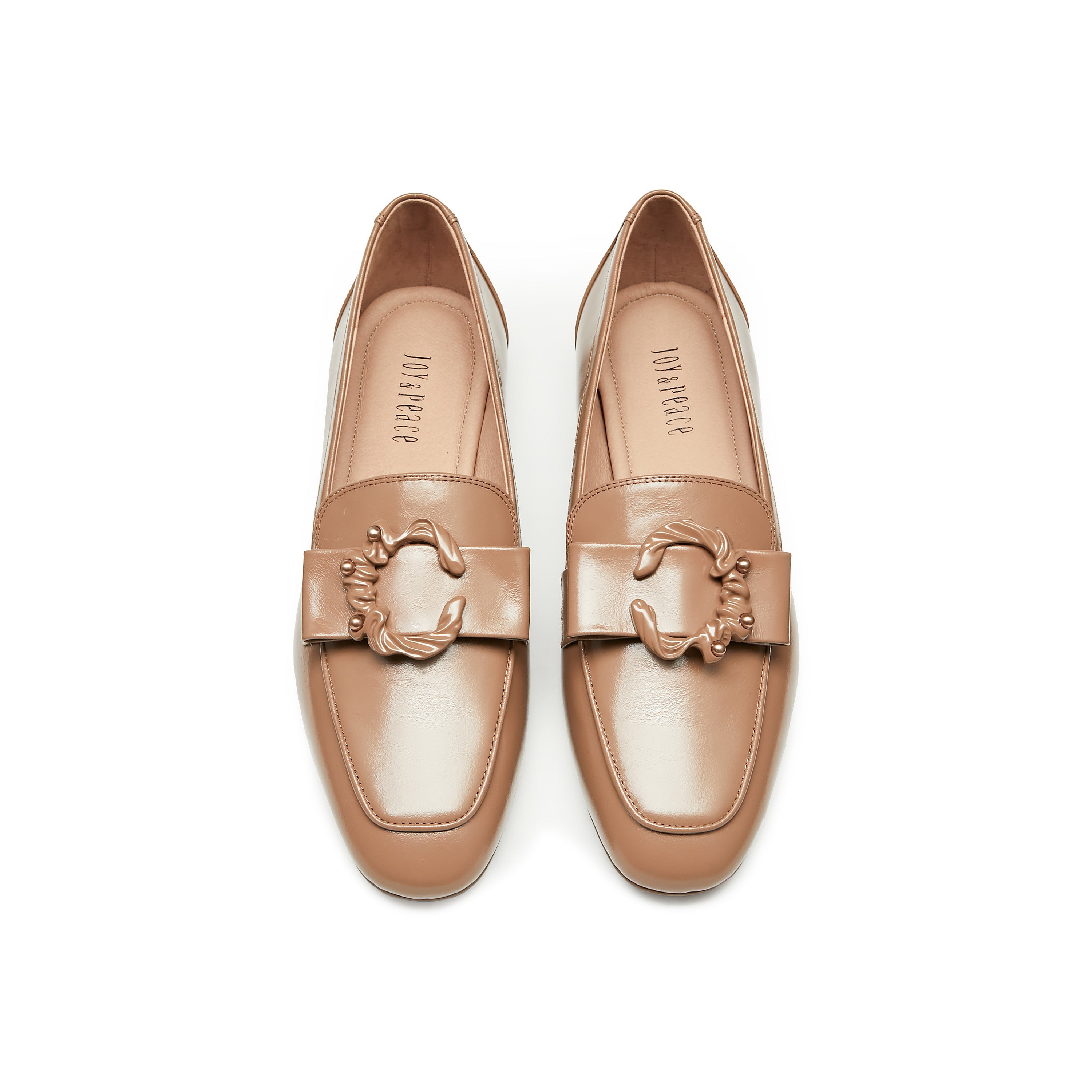 C-Shaped Textured Buckle Classic Loafer