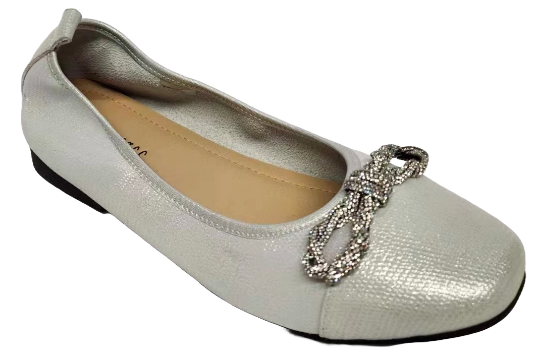 Square Toe Flats with Knot
